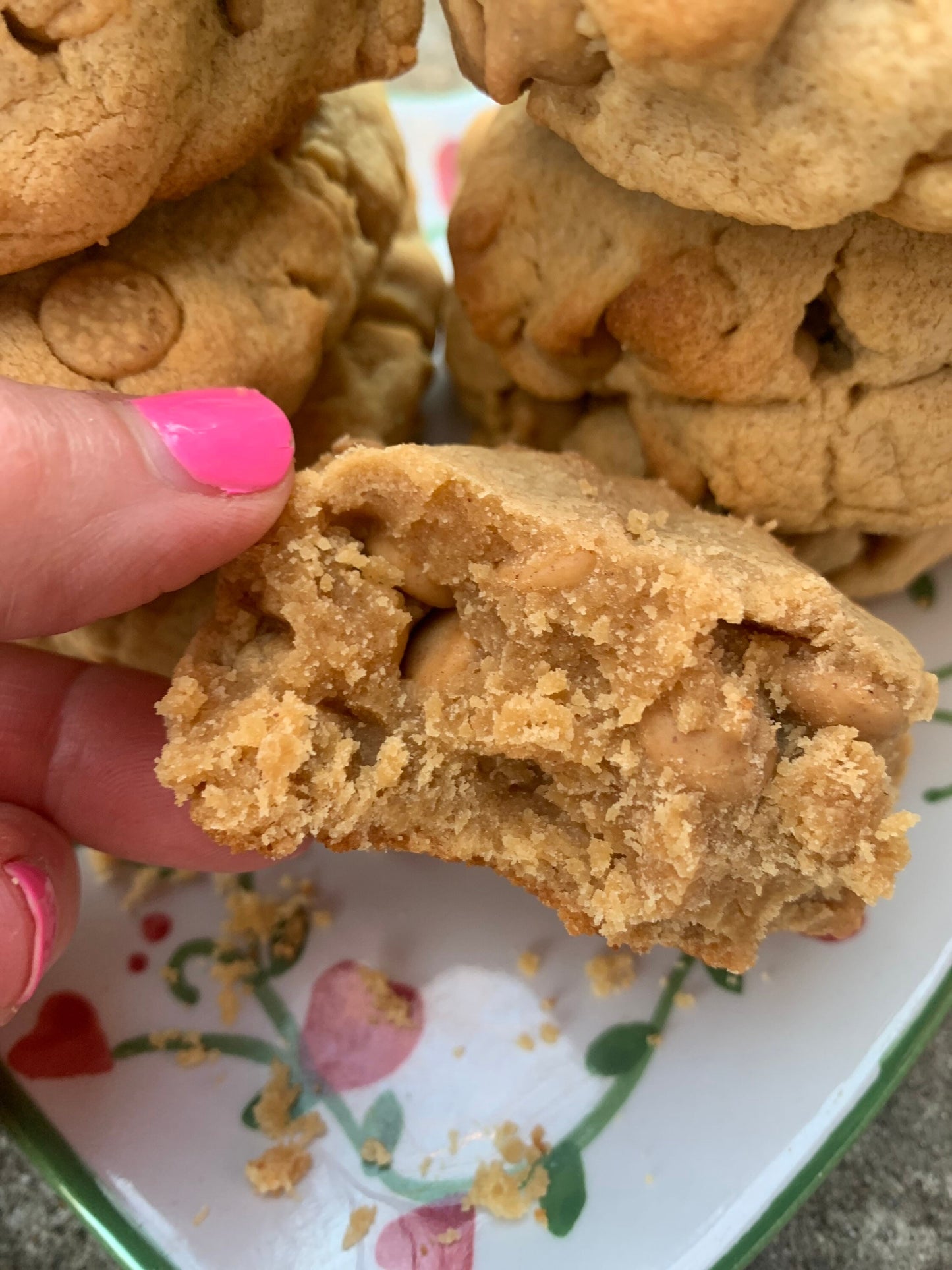 Giant Peanut Butter Chip Cookies