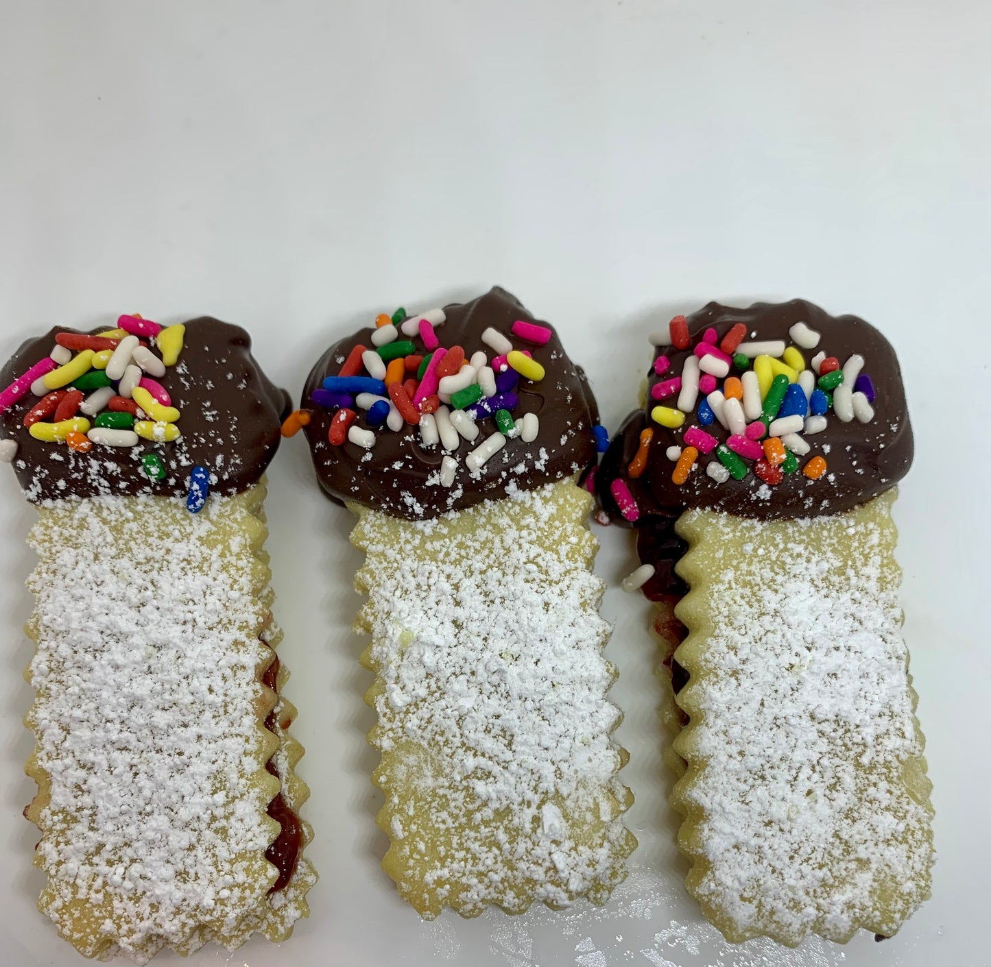 Italian Butter Jam Sandwich Cookie with Dark Chocolate