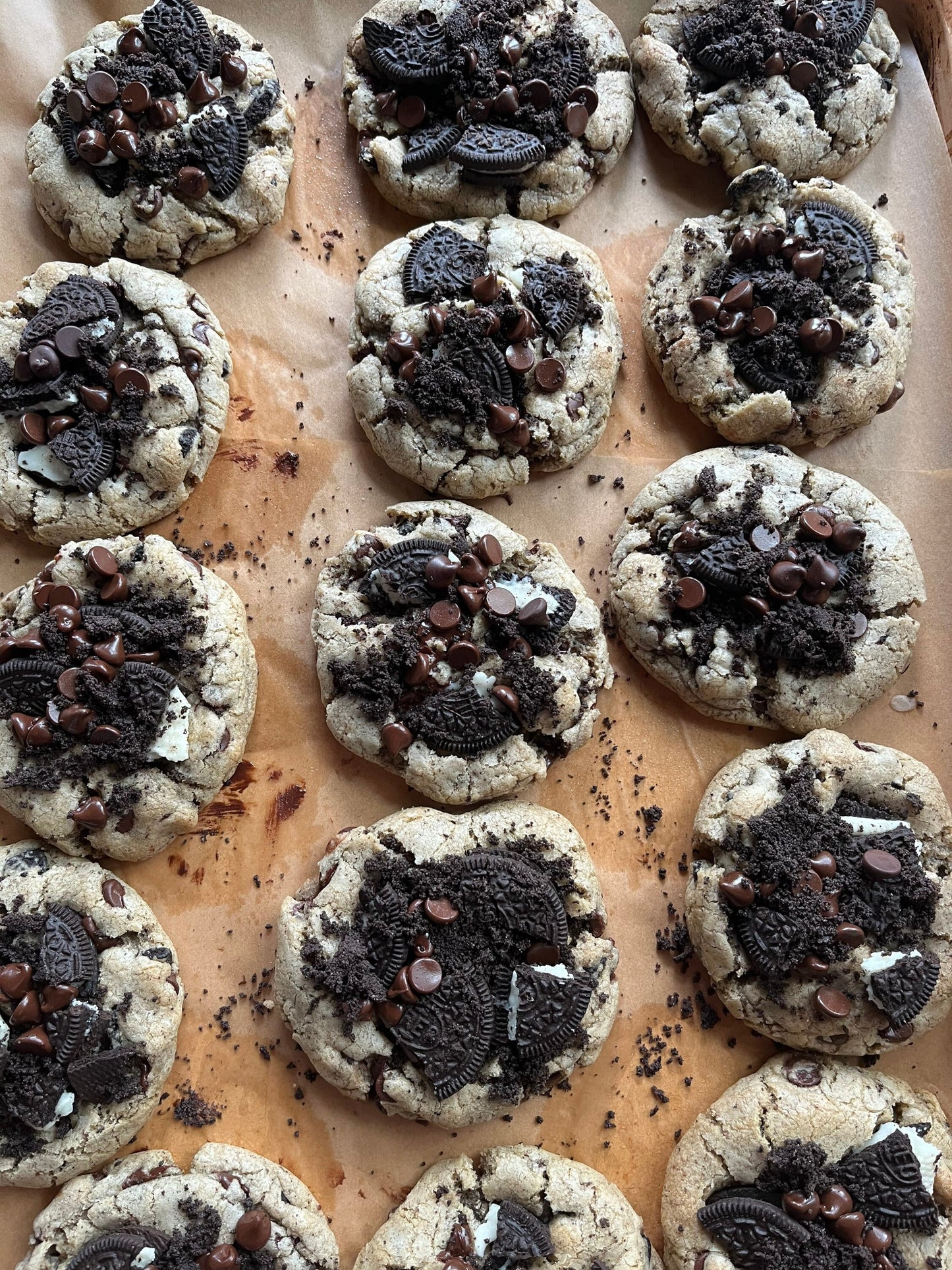 Extra Large Chocolate Chip Oreo Cookies
